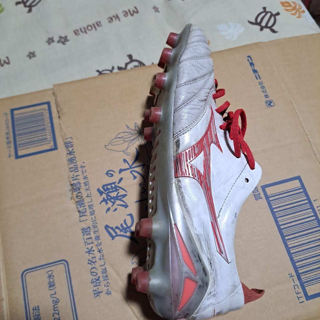 Mizuno サッカーシューズ ホワイト/レッド