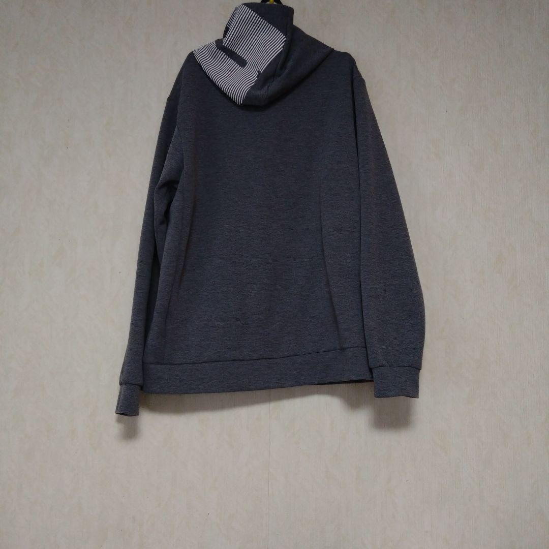 munsingwear フード付きトレーナー　　グレー