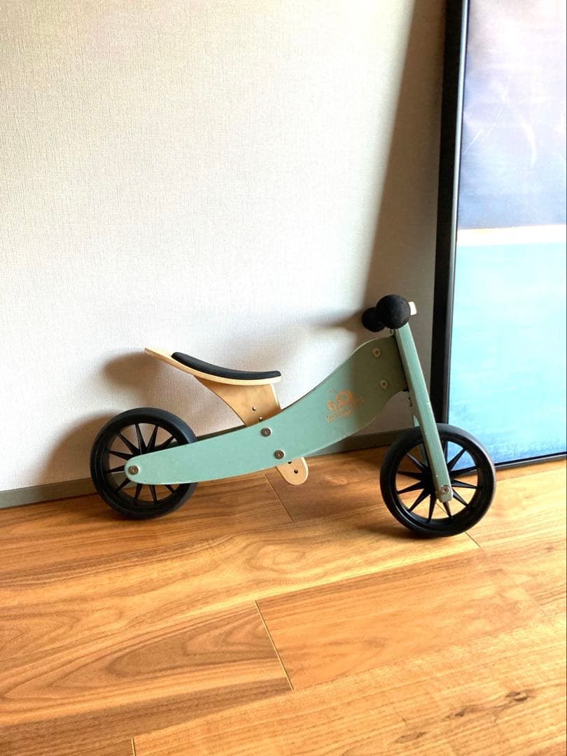 kinderfeets キンダーフィーツ バランスバイク 三輪車 ストライダー