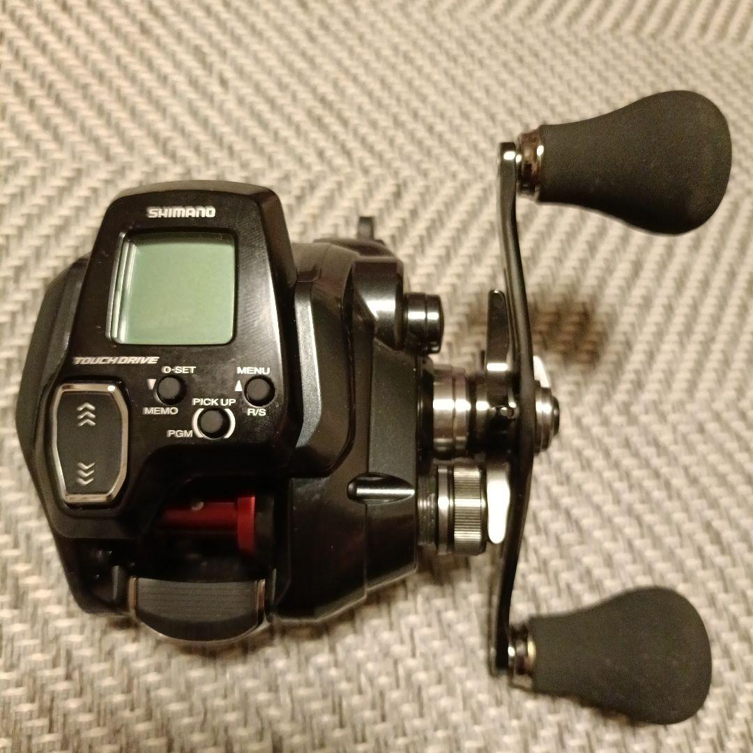 値下　22 フォースマスター 200DH シマノ 2回使用　電動リール　タチウオ