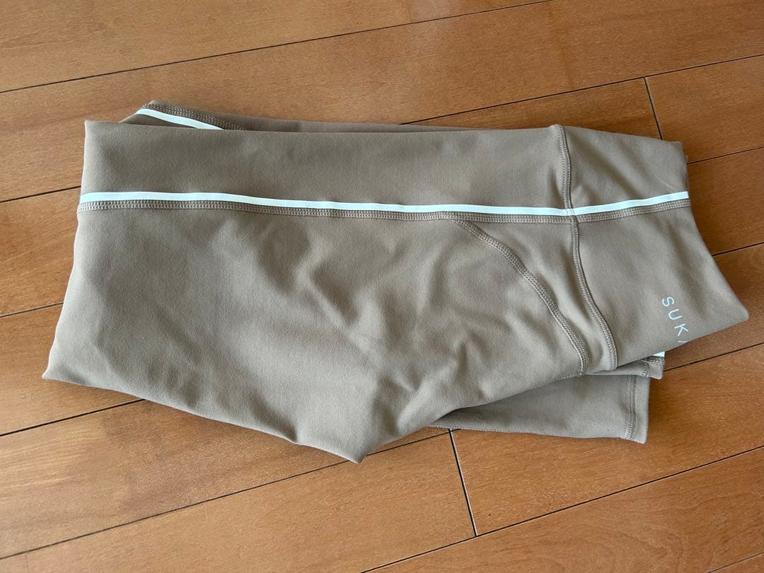 【SUKALA】カラーラインレギンス　Mサイズ