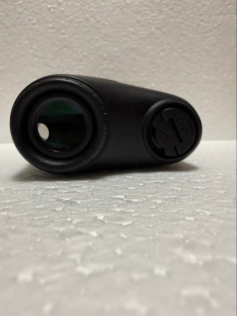 Bushnell PINSEEKER TOUR V5 ゴルフ用レーザー距離計