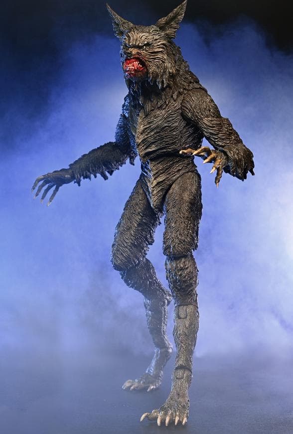 【NECA】新品 正規品 ハウリング アルティメット・ウェアウルフ 9インチ