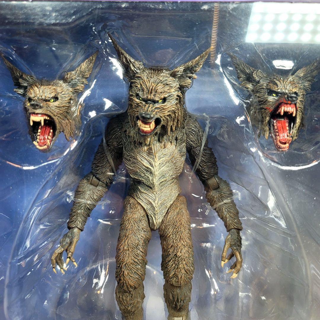 【NECA】新品 正規品 ハウリング アルティメット・ウェアウルフ 9インチ