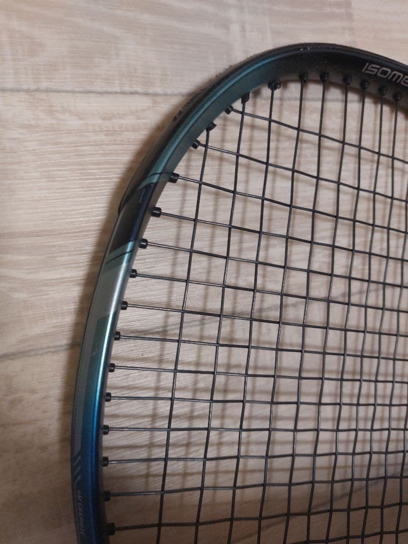 YONEX EZONE 100 テニスラケット G1