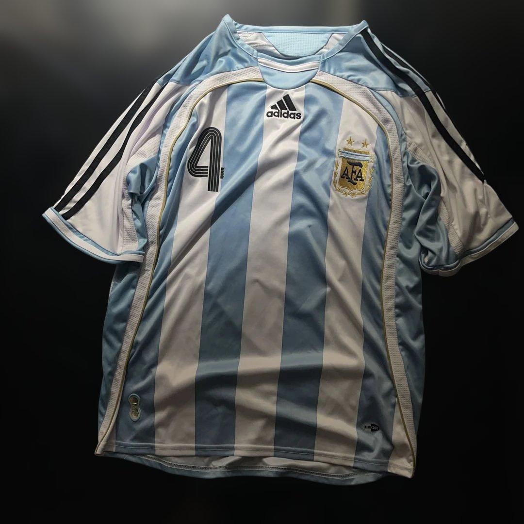アルゼンチン代表 adidas サッカーシャツ 番号4 2006