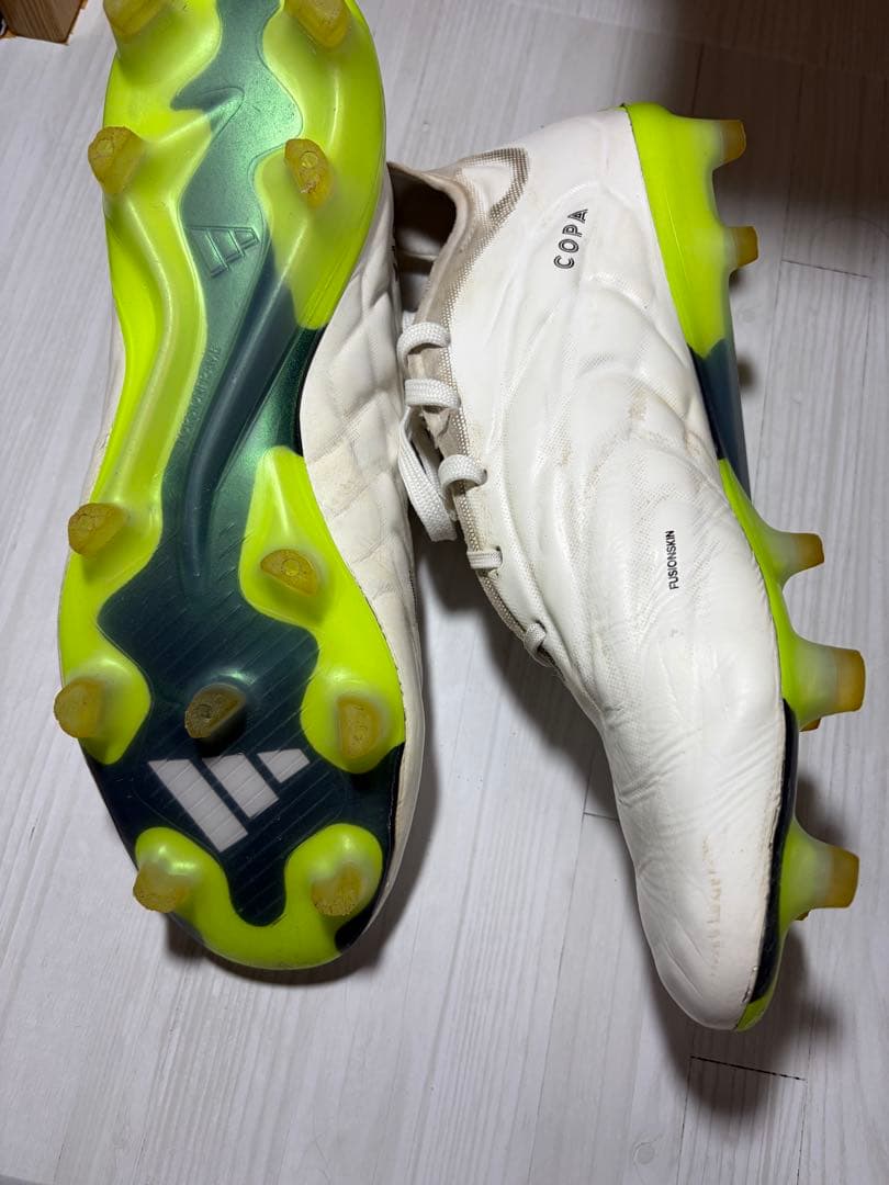 adidas サッカーシューズ コパピュア