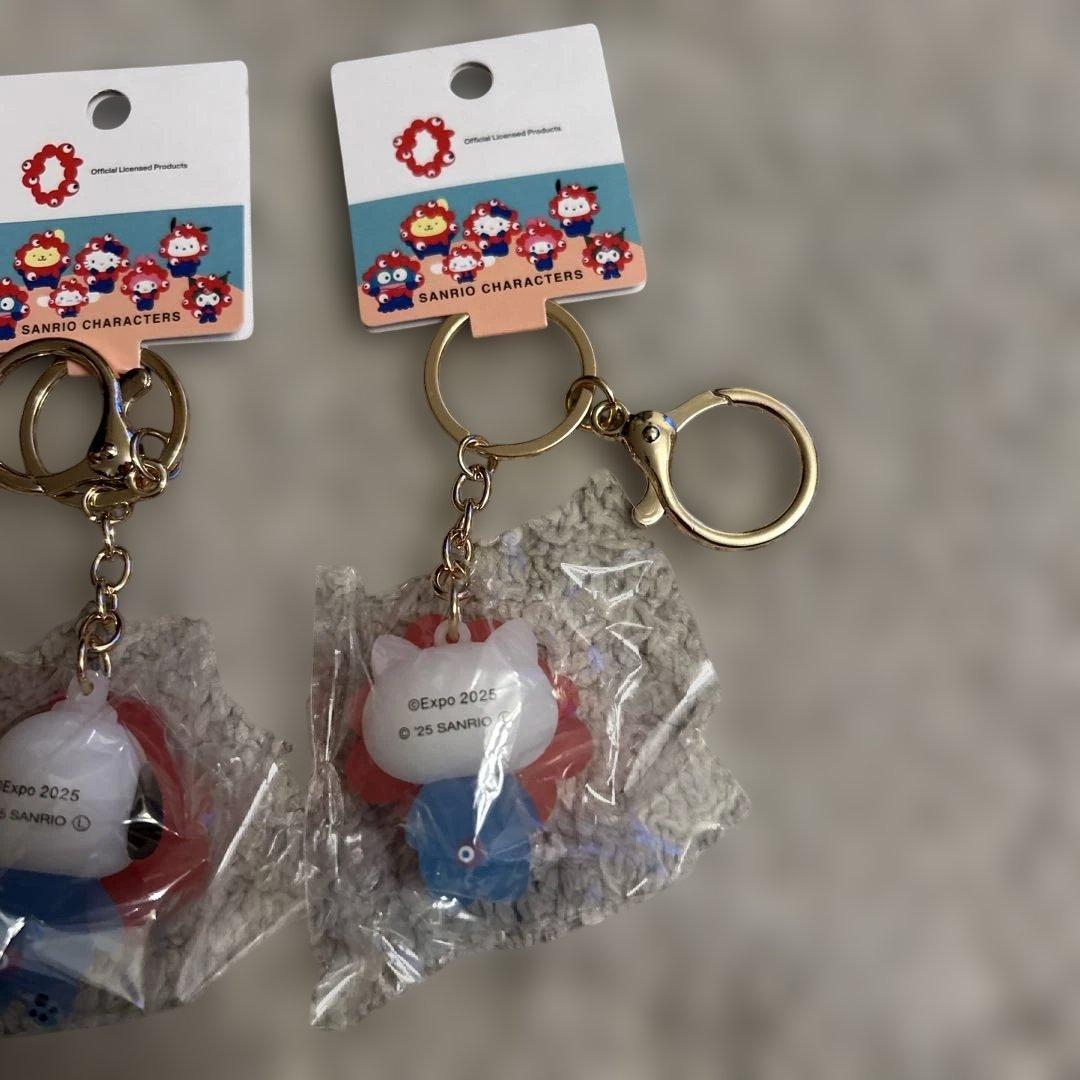 新品　ミャクミャク　立体マスコットクリアホルダー　キティ　クロミ　マイメロディ