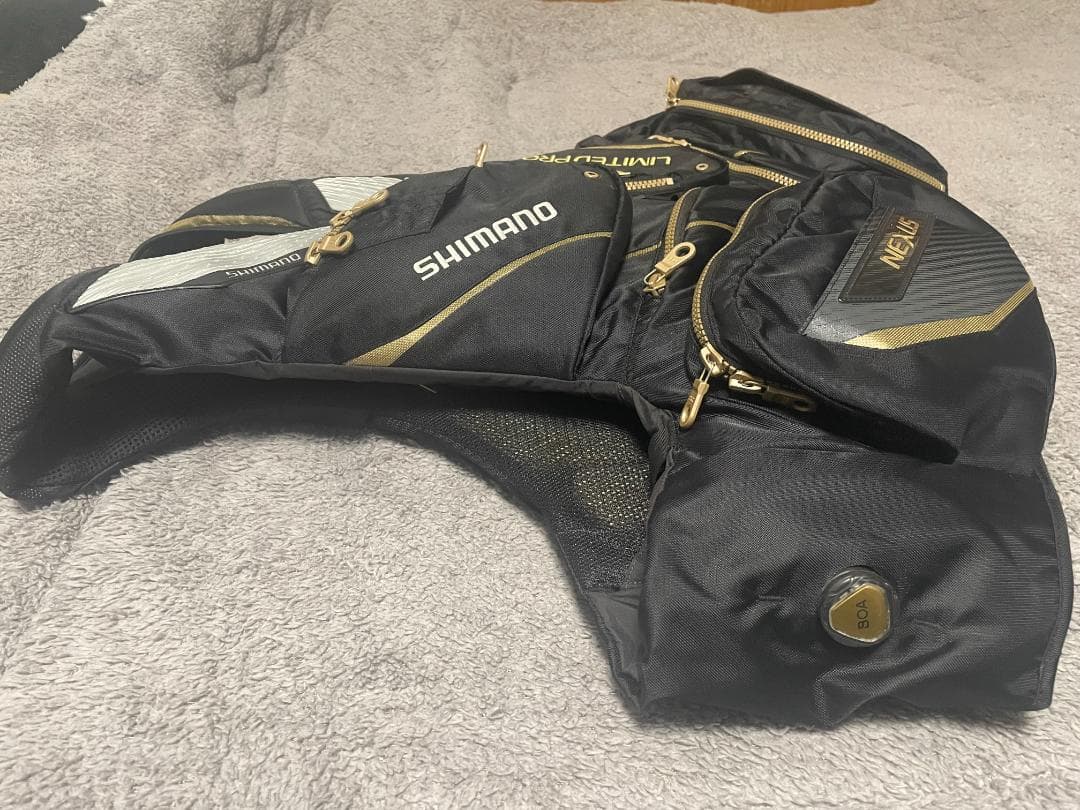 SHIMANO LIMITED PRO ライフジャケット L/XL ブラック/ゴ