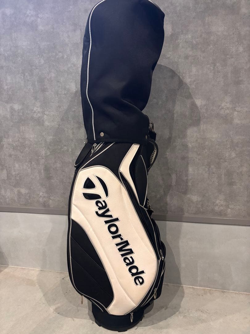 TaylorMade キャディバッグ ブラック/ホワイト