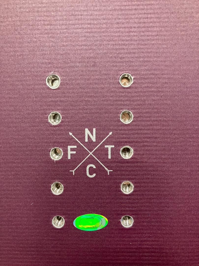 25-26モデル FNTC スノーボード板 DRAKE ビンディング セット