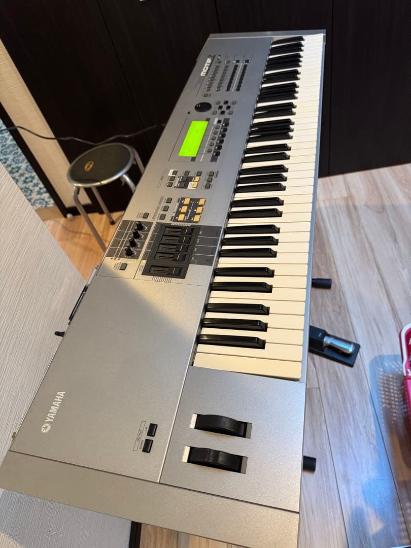 YAMAHA MOTIF 7 シンセサイザー 76鍵