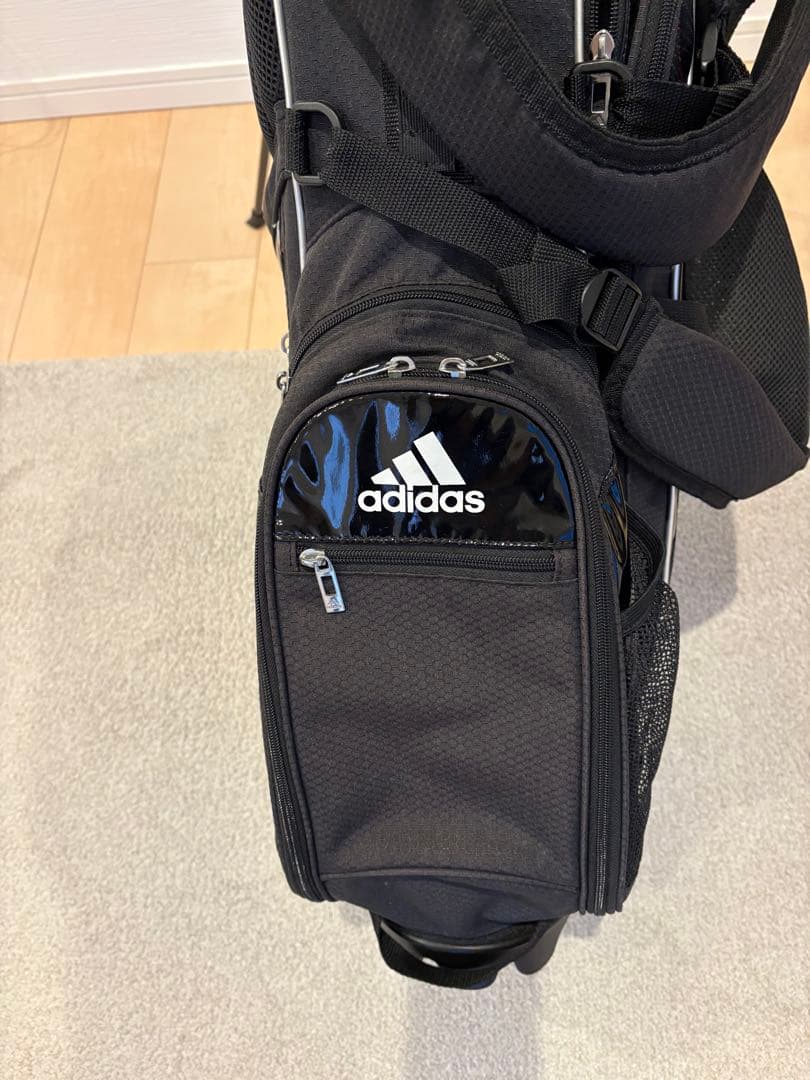 Adidas スタンド式 軽量 ゴルフバッグ