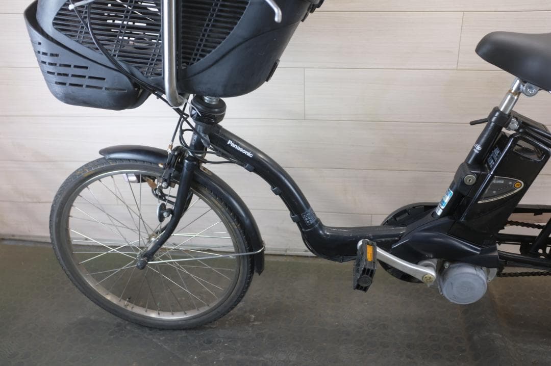 電動自転車 パナソニックギュット　20インチ　3段　8.9Ah充電器あり