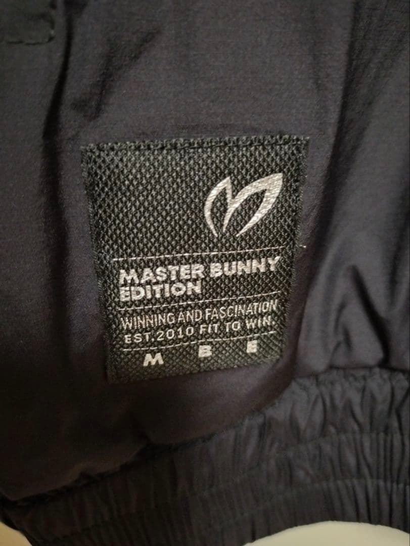 週末限定値下げMASTER BUNNY EDITION ジャケット 黒 サイズ4