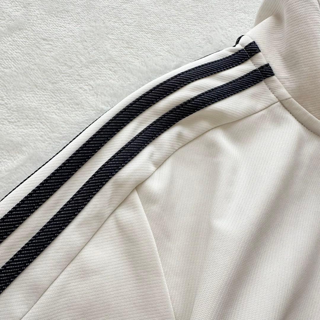 adidas トラックジャケット（ L）白×ネイビー系　ジャージ上　3本ライン