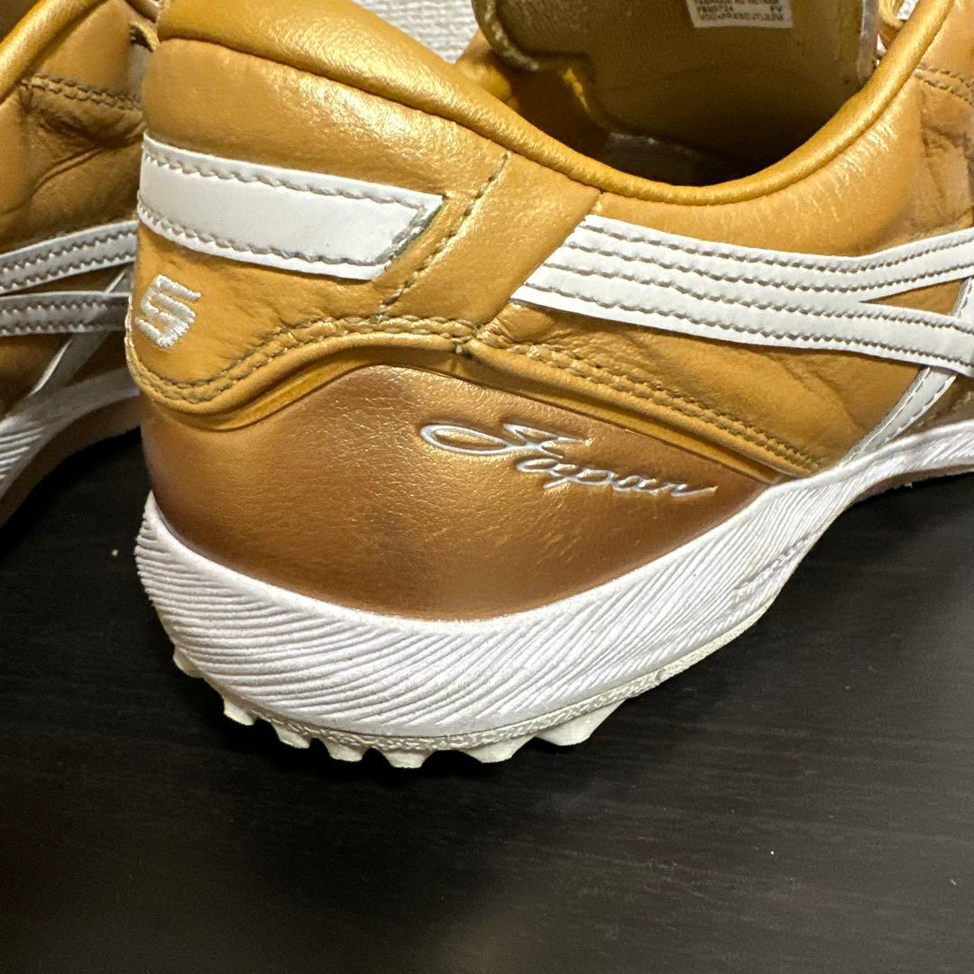 asics ゴールド サッカーシューズ