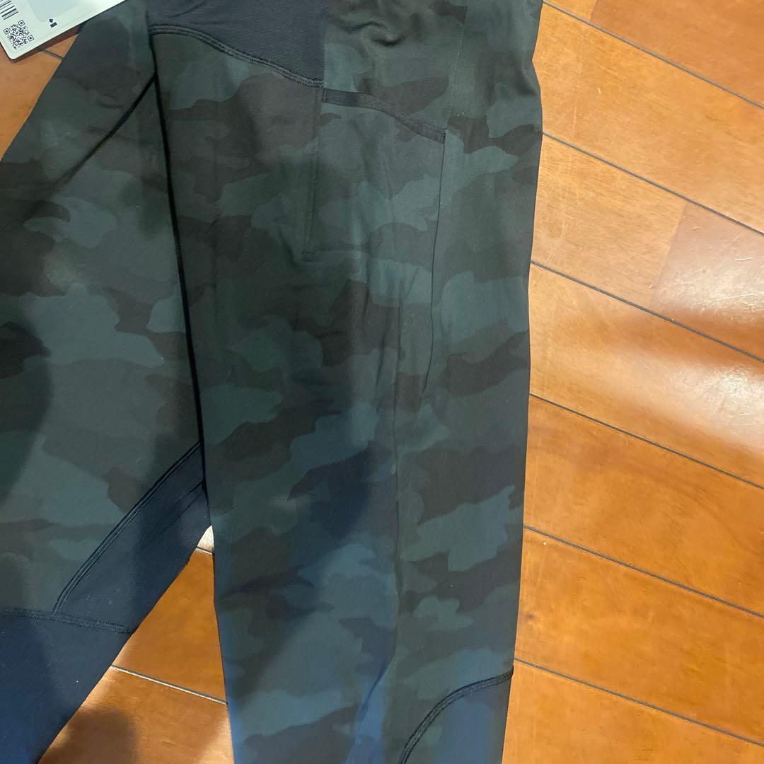ルルレモン　レギンス　M カモフラ　迷彩　タグ付き