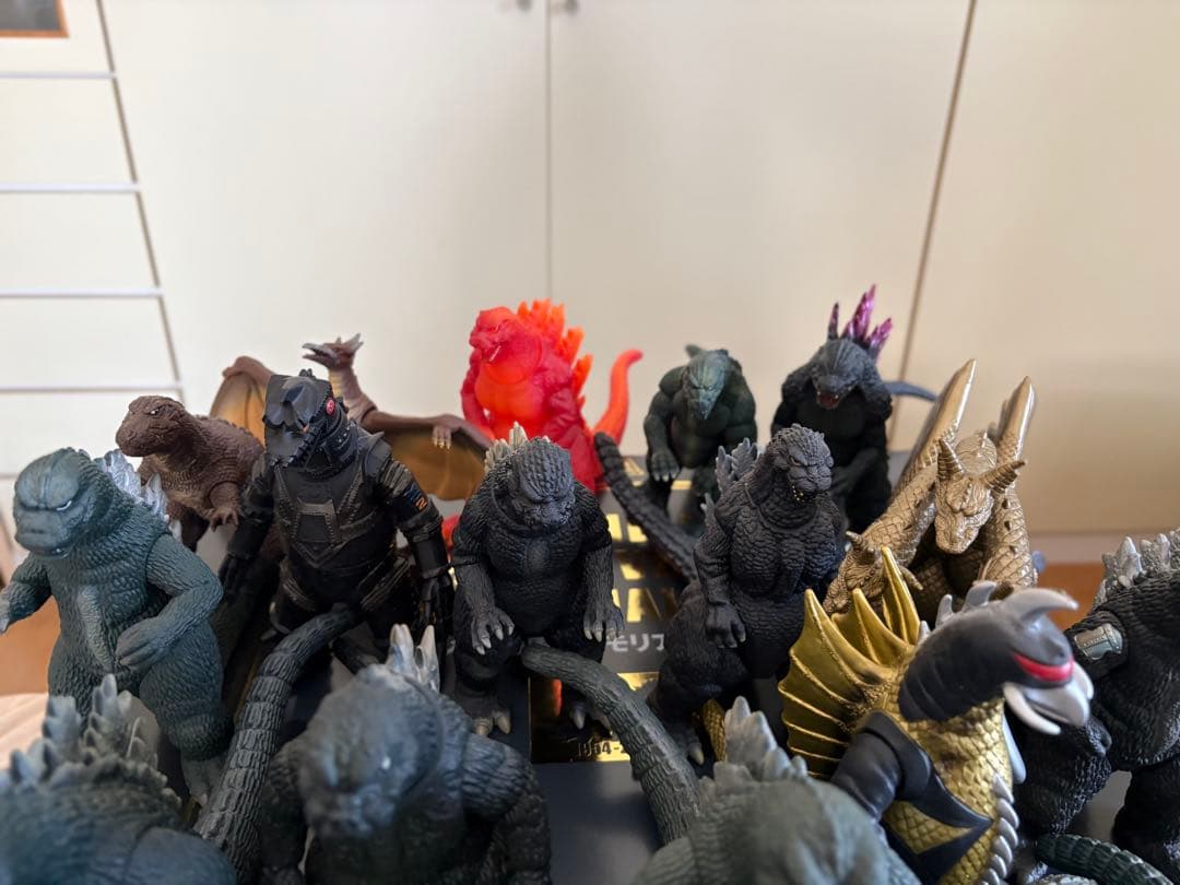 ゴジラ 50周年記念 メモリアルボックス フィギュアセット