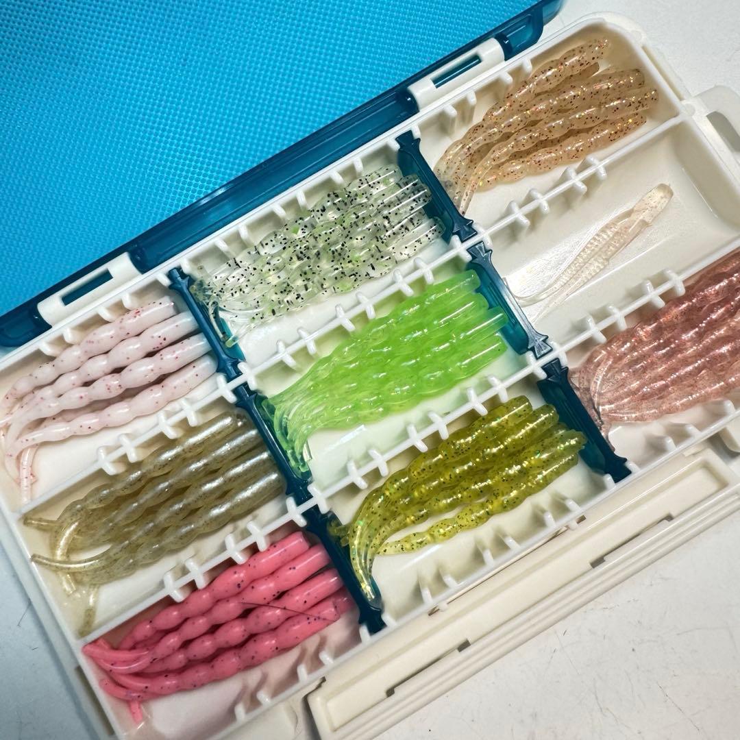 ソフトルアー ワーム 大量 まとめ売り 2個 サーティーフォーケース付