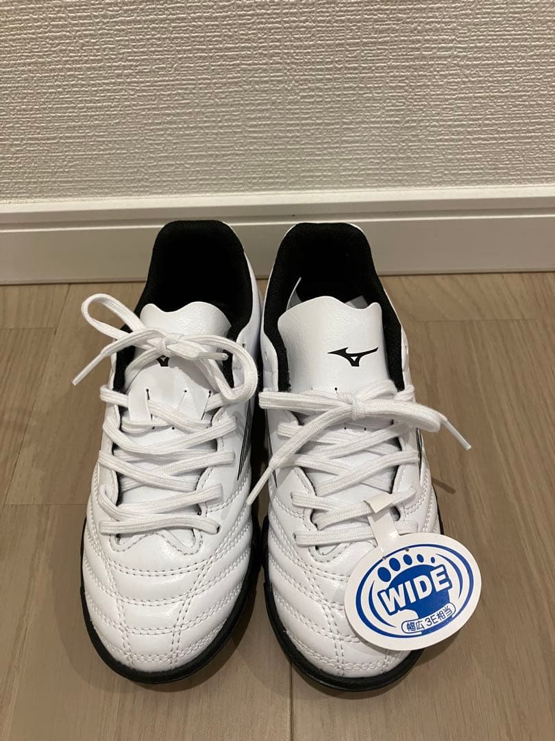 【新品未使用】MIZUNO（ミズノ）サッカートレーニングシューズ　20cm