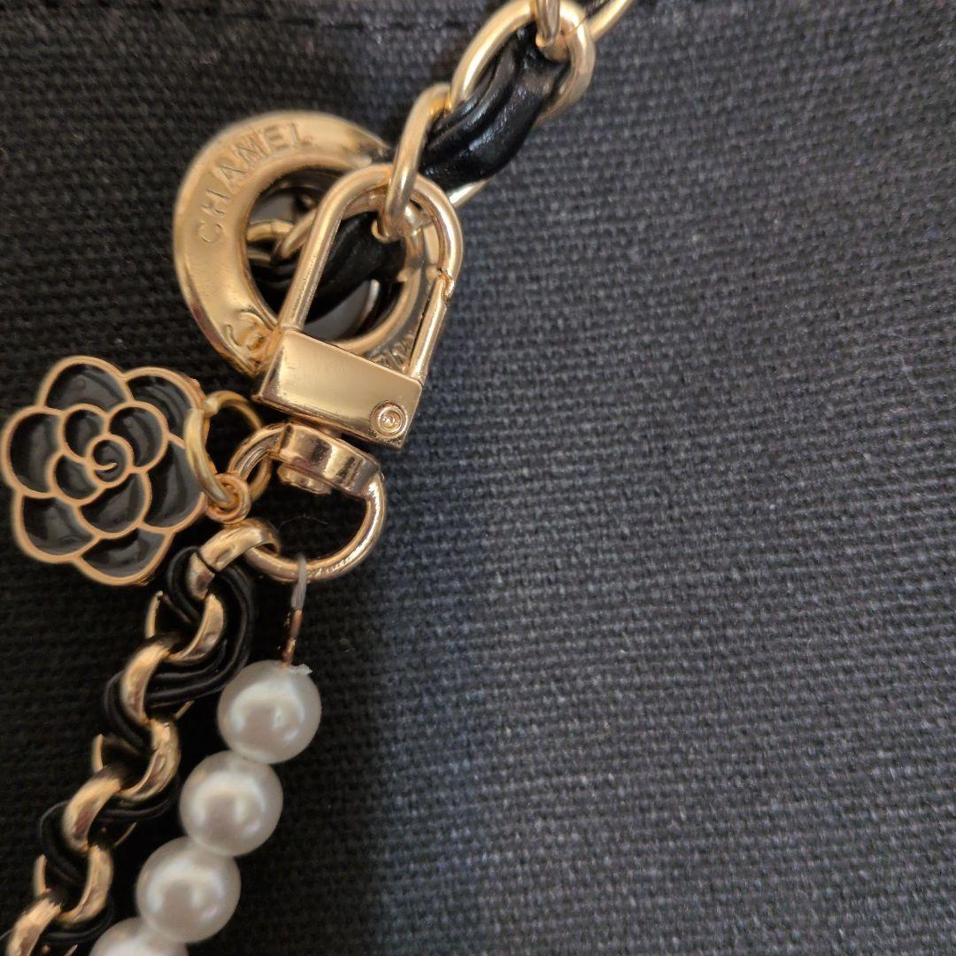 新品未使用　CHANELノベルティショルダートートバッグ　チャーム付き