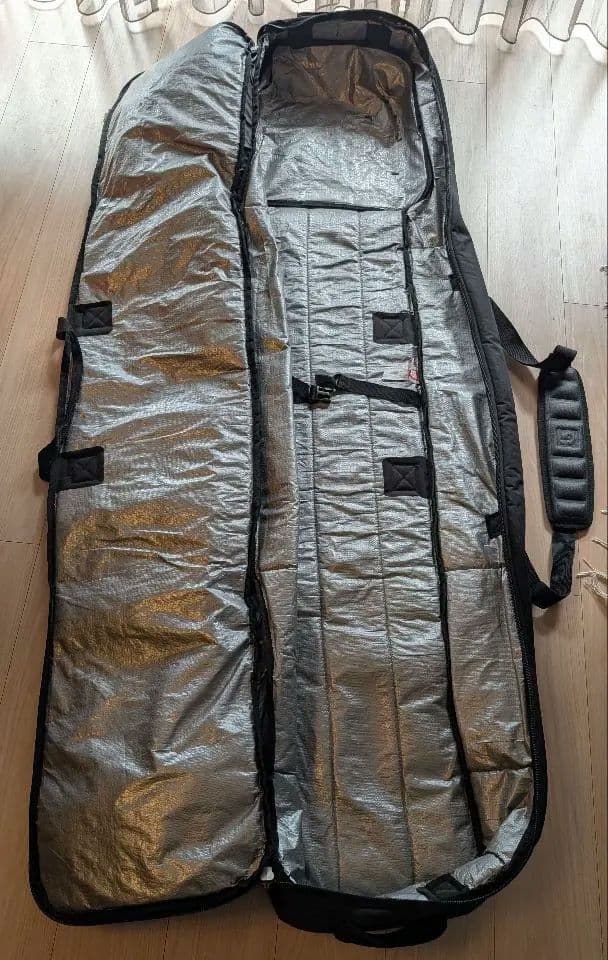 【BURTON】スノーボードキャリーバッグ 166cm 黒