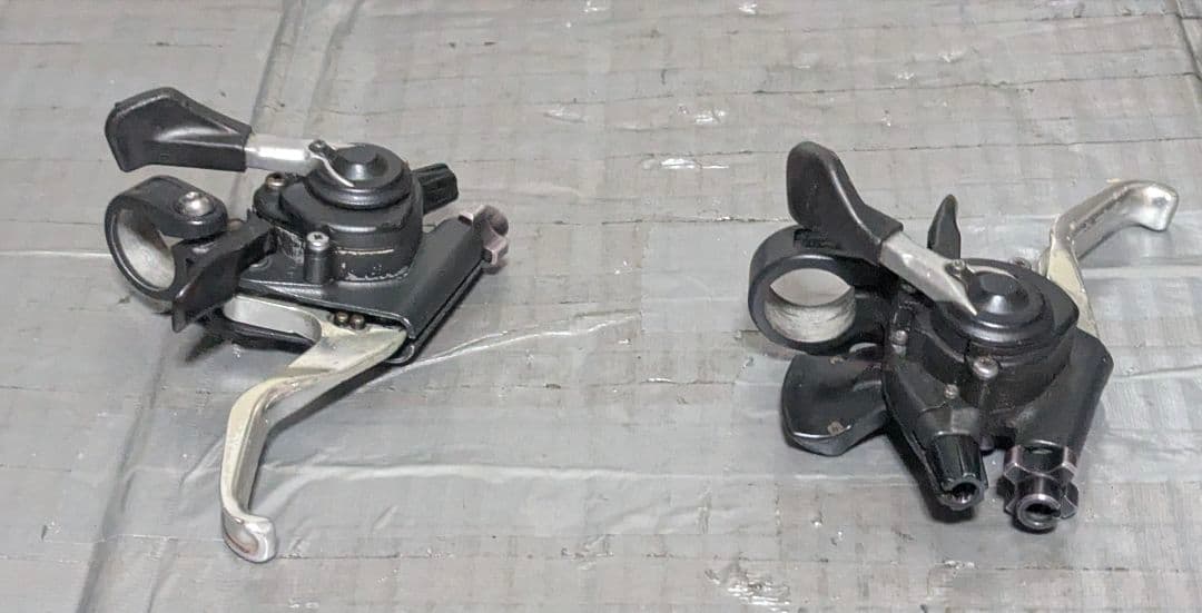 DEORE XT ST−M739　左右シフター