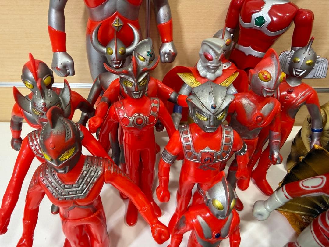 【激レア、当時物】ウルトラマンフィギュアと怪獣、ゴジラフィギュアセット31点