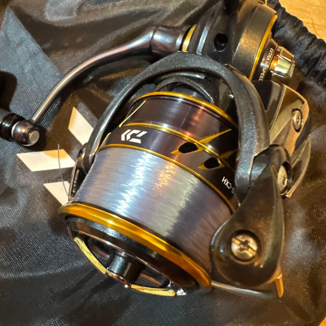 未使用 21CALDIA LT 3000-CXH スピニングリール カルディア