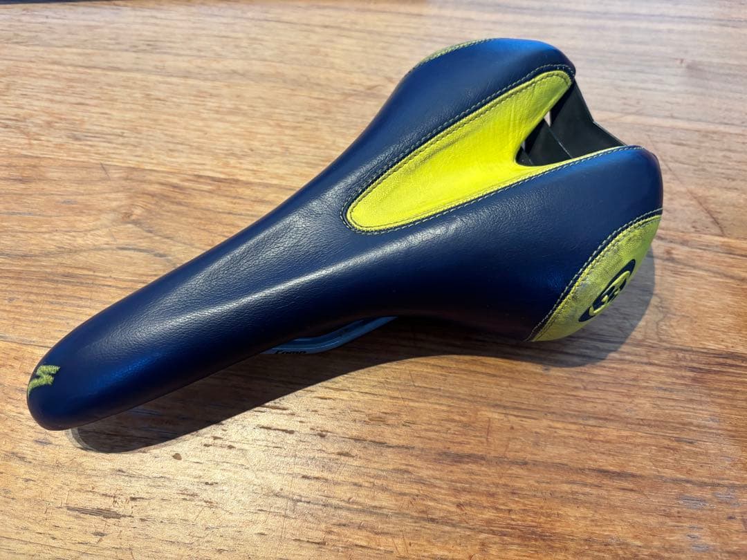 USE1 カーボン シートポスト Specialized サドル ステム3点組み