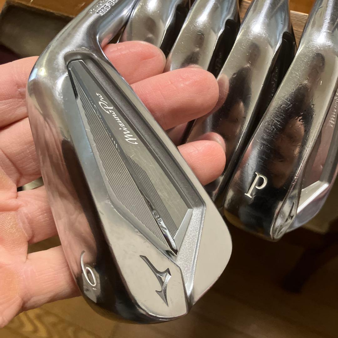 名器ミズノプロ719アイアン6番からPW DG105の S200 美品です