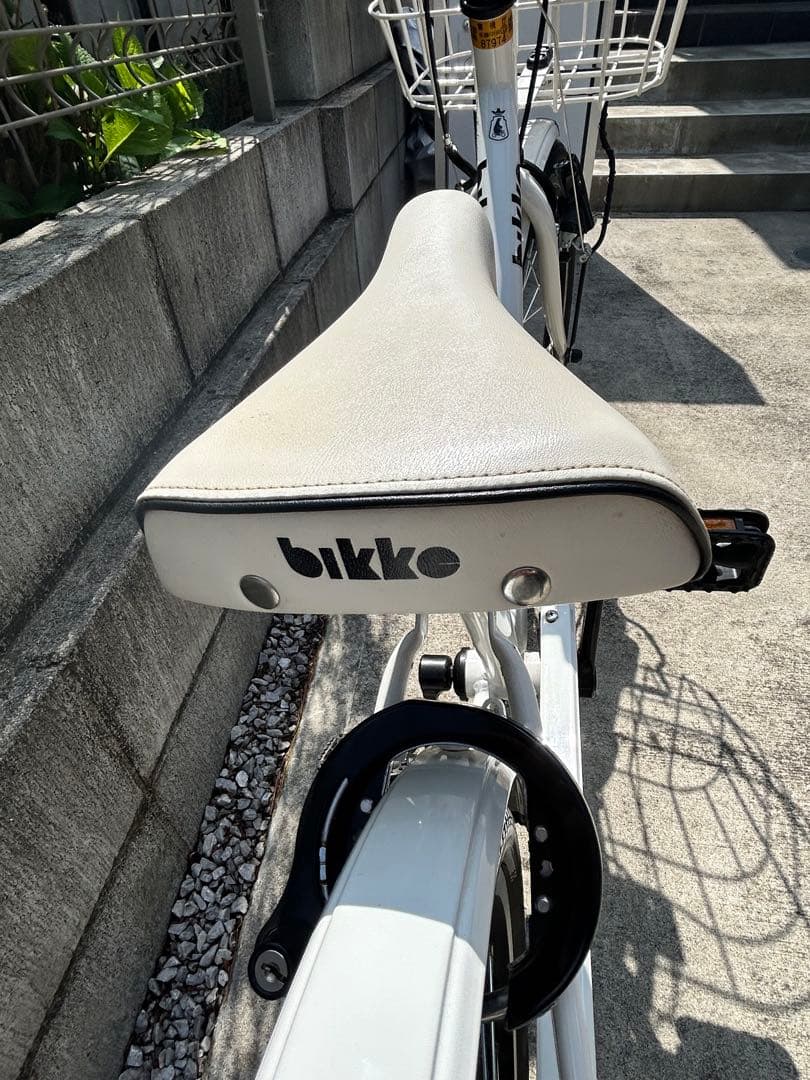 【最終値下げ】22インチbikke 子供用自転車 ホワイト 鍵付