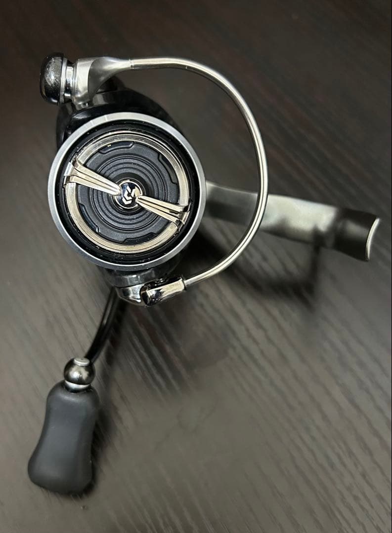 【美品】Daiwa カルディアLT2000S-XH スピニングリール　バス釣り