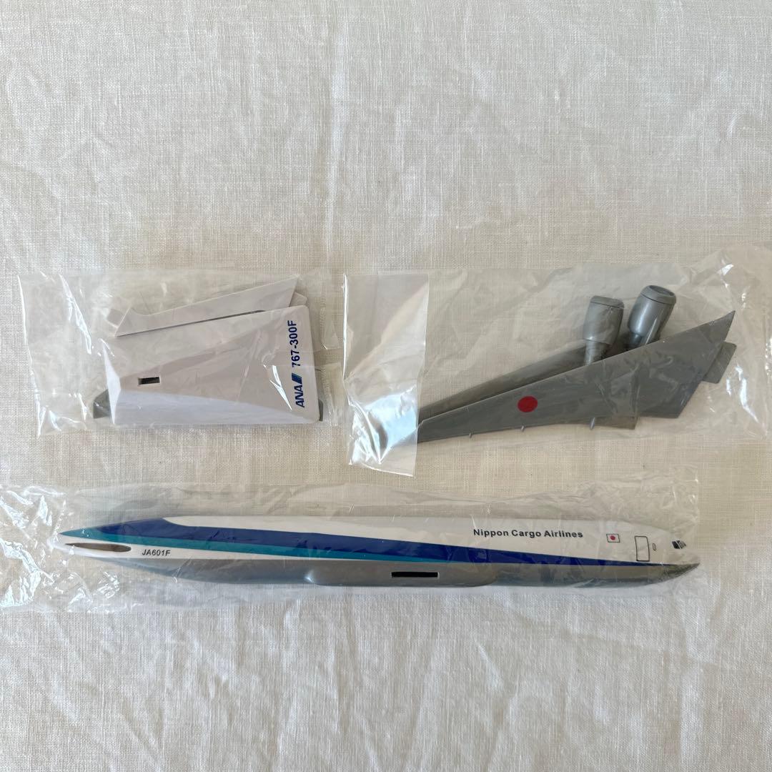 【未使用品】ANA CARGO 767-300F 1/200 模型 飛行機モデル
