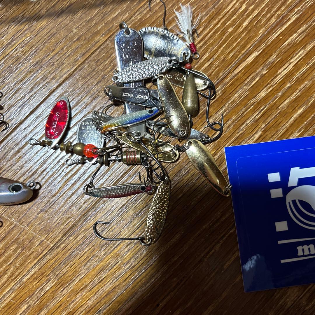 ね*こ様 ルアーセットとライン、スプール