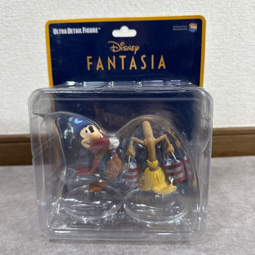 新品 ウルトラディテールフィギュア ファンタジア ミッキー ミニー オズワルド