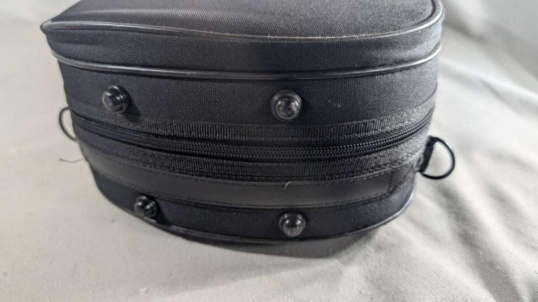 Super Light　バイオリンケース　4/4　軽量　重量1.65kg　57A