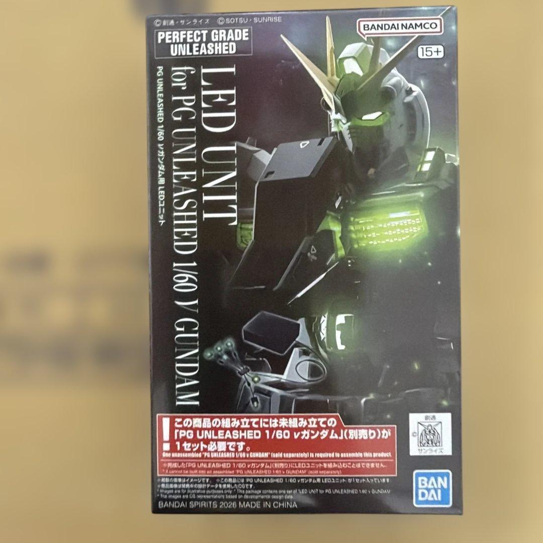【新品未開封】PG UNLEASHED 1/60 νガンダム/LEDユニット付き