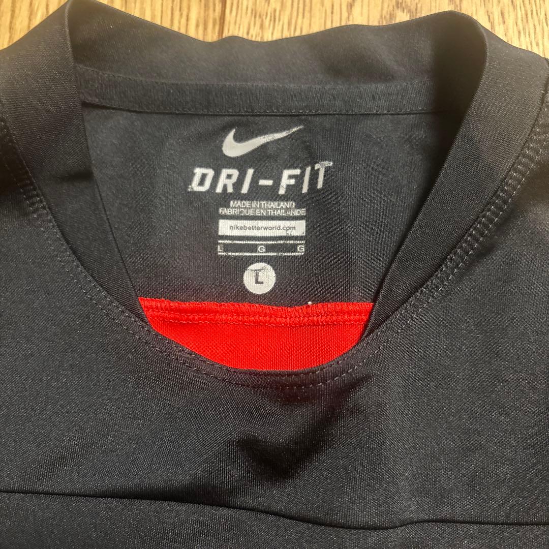 Urawa Red Diamonds Nike DRI-FIT シャツ