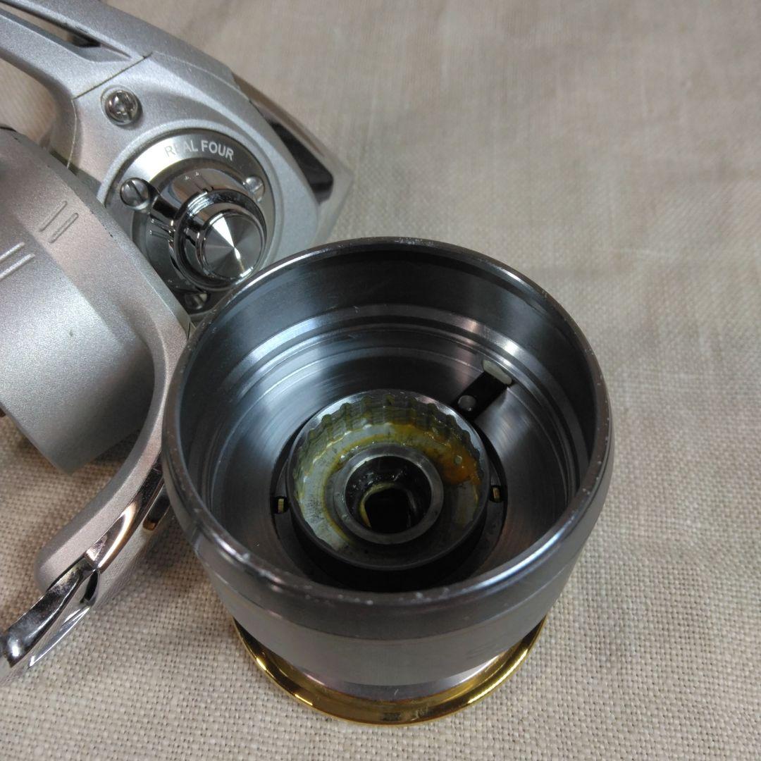 Daiwa LUVIAS 2500 スピニングリール