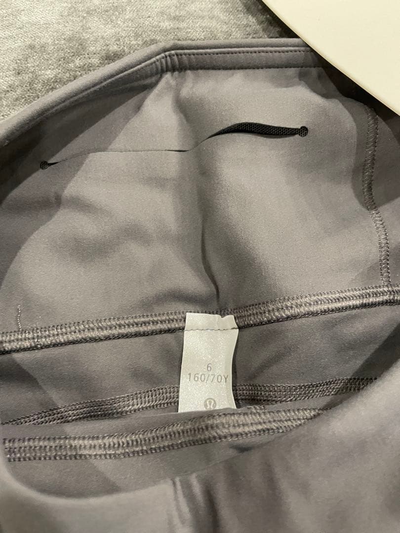 Lululemon ルルレモン レギンス 6 グレー