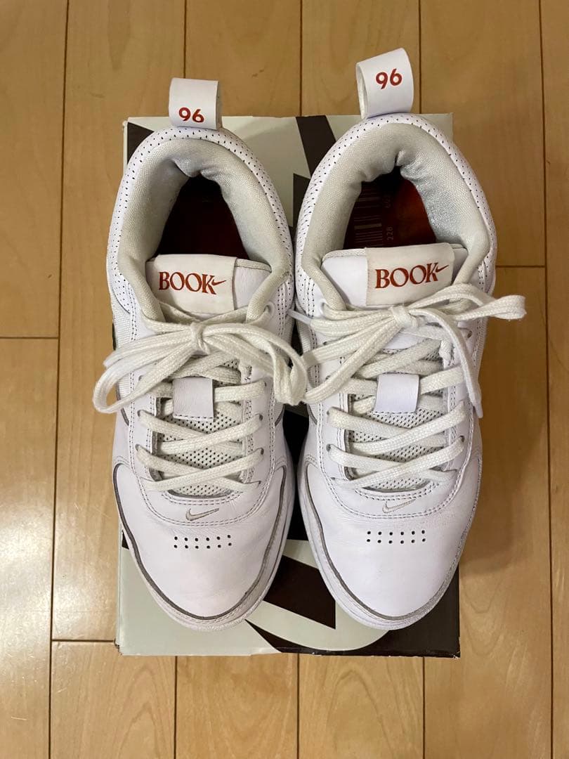 NIKE、book1 EP、26センチ