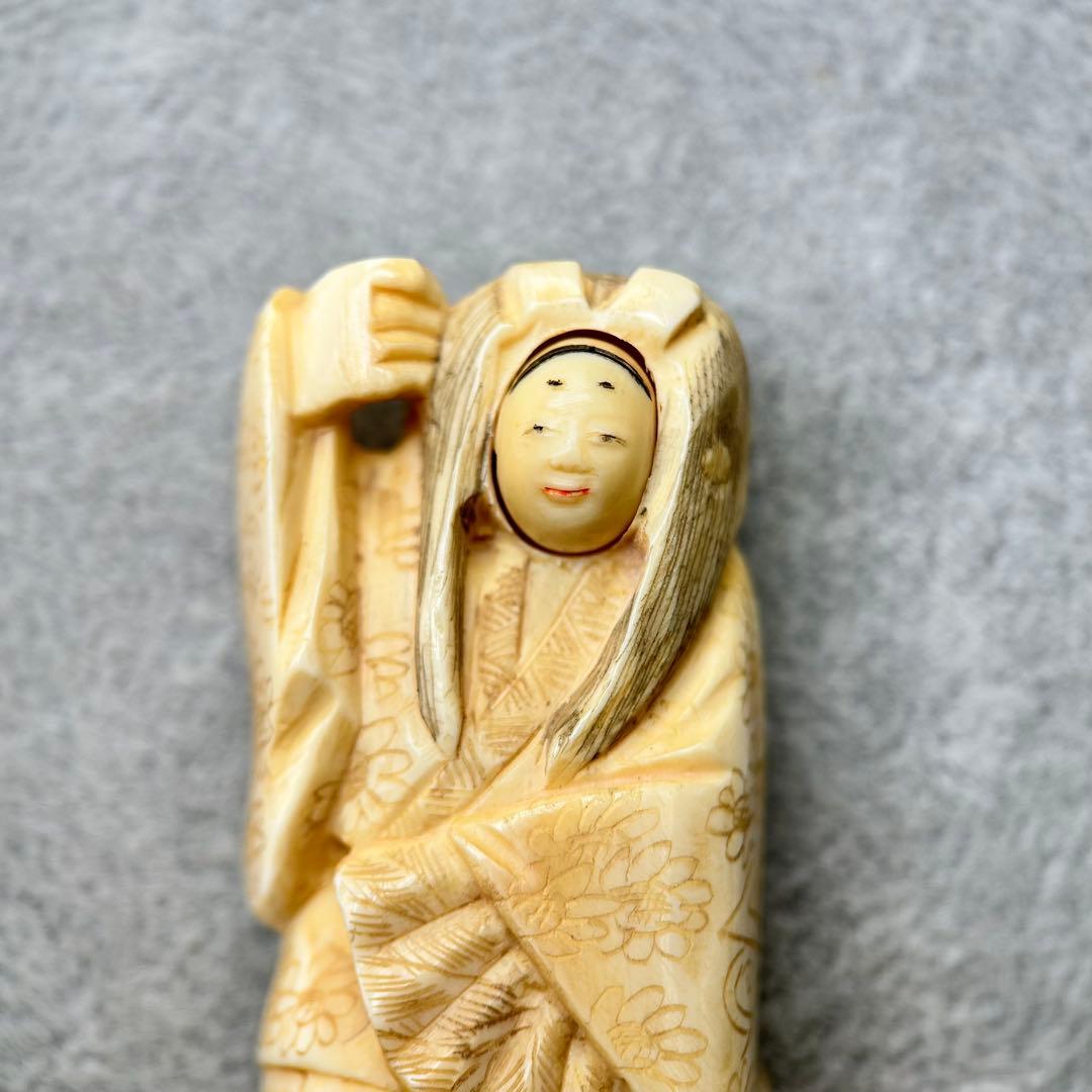 A伝統的な人形 約8cm