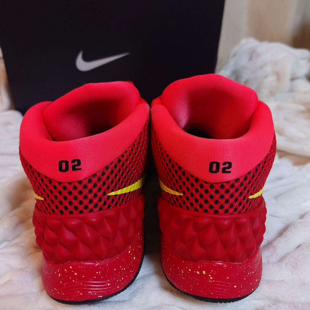 希少モデルNIKEカイリー1バスケットボールシューズ レッド×イエロー ナイキ