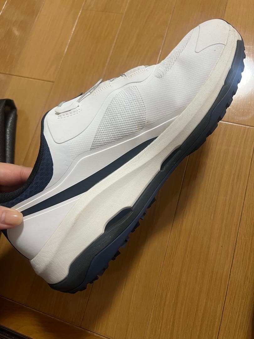 【ほぼ新品】メンズ　ゴルフシューズ　TIGORA