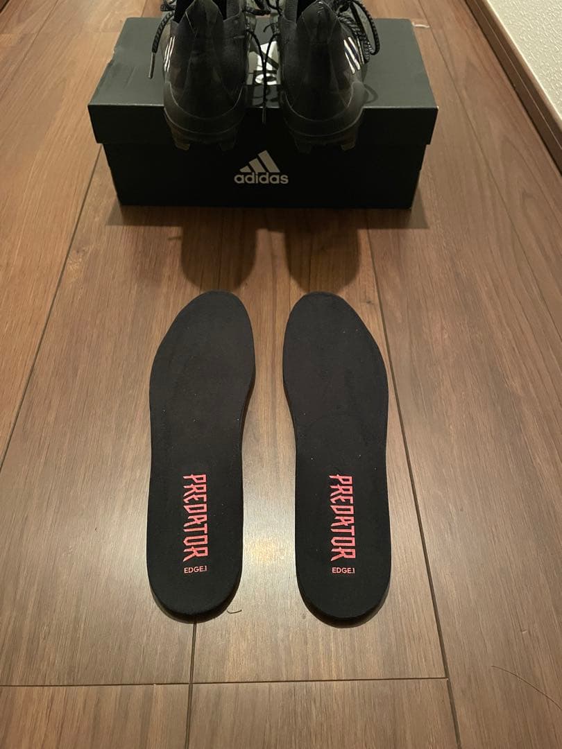 adidas プレデターエッジAG　トップモデル
