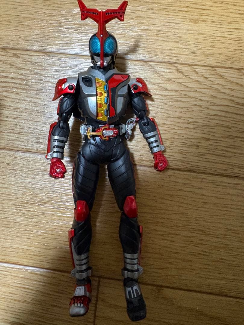 SHFiguarts 真骨頂　仮面ライダーカブト