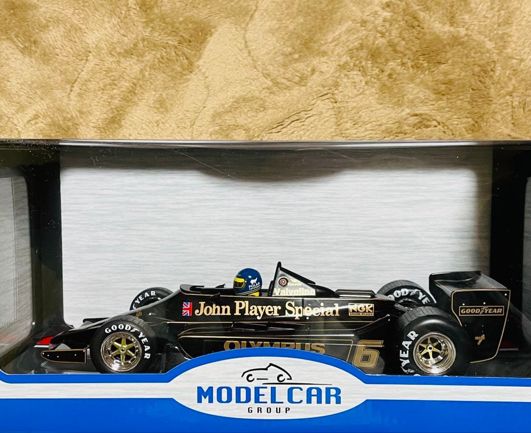 1/18 F1 ロータス79 ロニーピーターソン 車 ミニカー