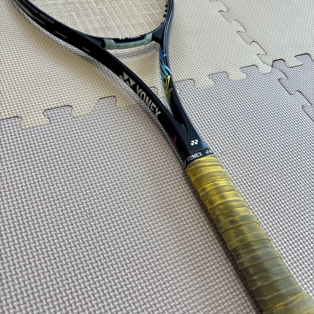 YONEX 4点セット　ラケット、ポロシャツ、スカート、バッグ【女性Mサイズ】